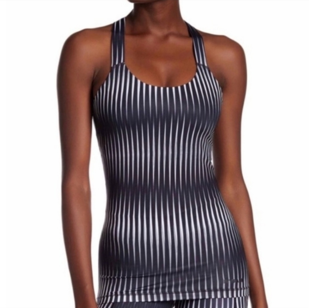 IVY PARK V Back Mesh Inset Athletic Tank Top